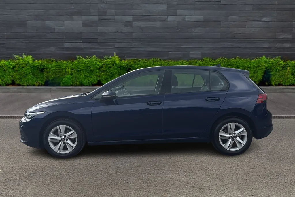 Volkswagen Golf Image 4
