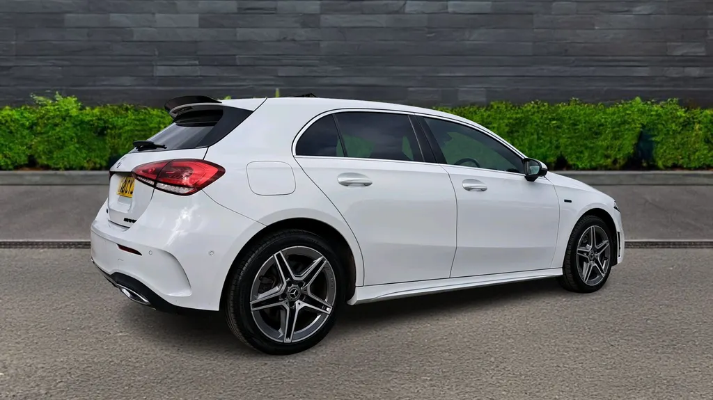 Mercedes-Benz A Class Image 3