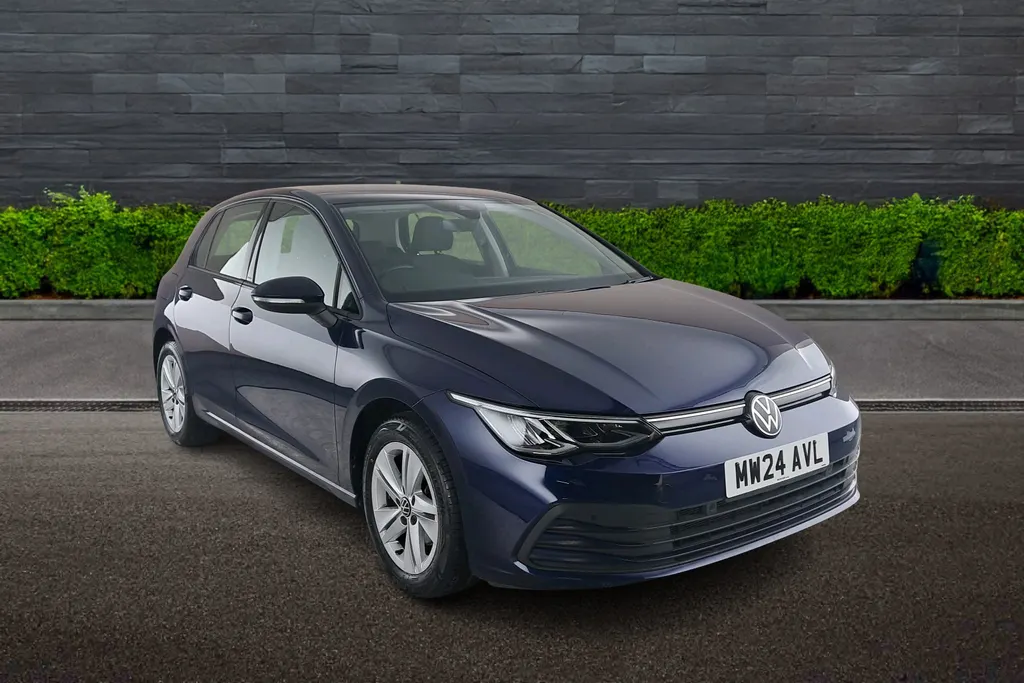 2024 VOLKSWAGEN GOLF 1.0 TSI LIFE 5DR MW24 AVL SEARCH HANDS FREE 13,428 MLS PLACE... photo