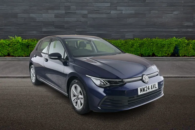 Volkswagen Golf Image 1