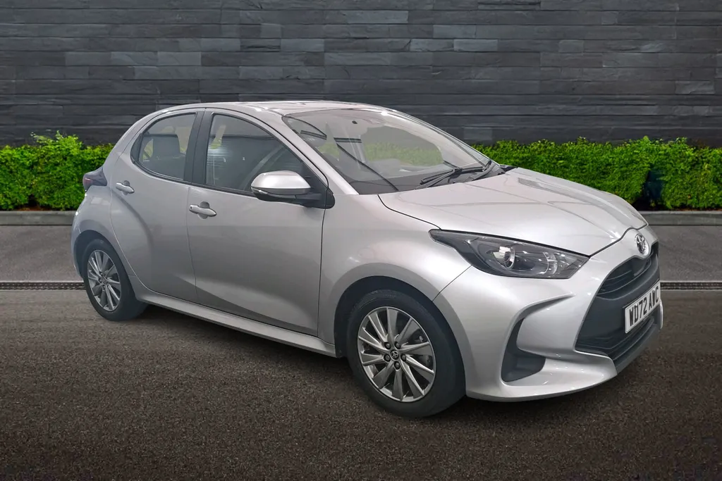 Toyota Yaris Image 1