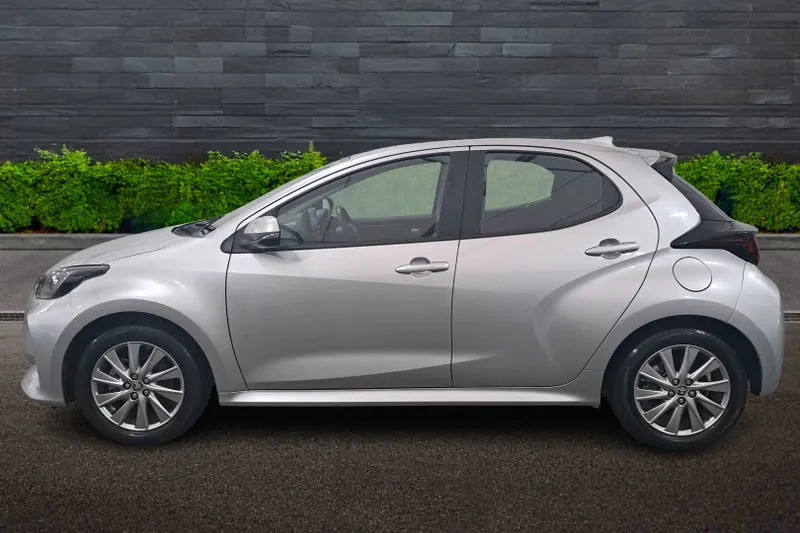 Toyota Yaris Image 3