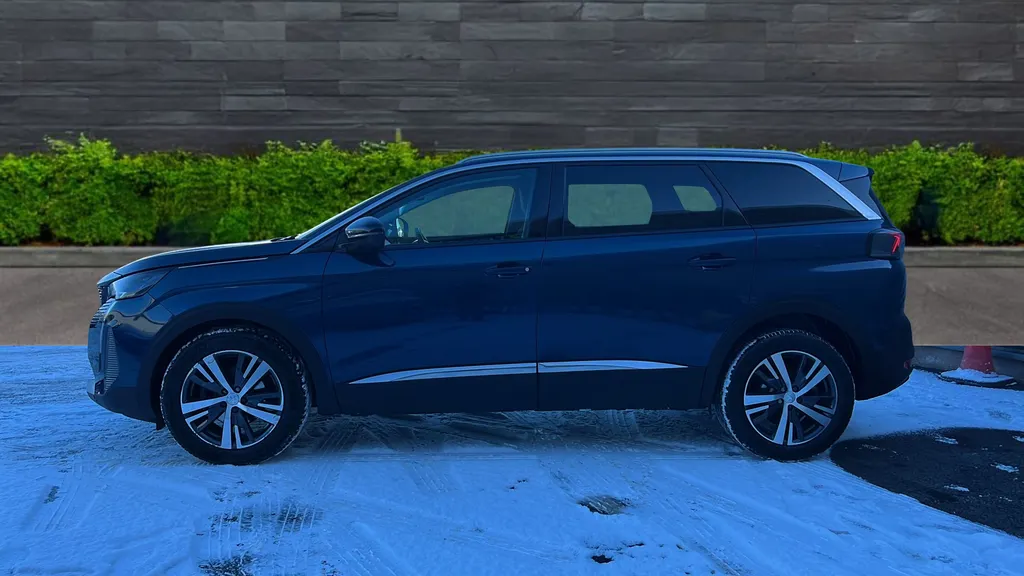 Peugeot 5008 Image 4