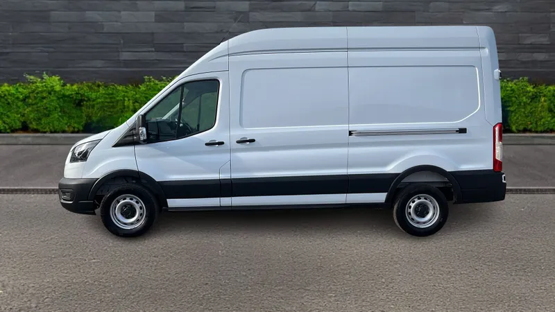 Ford Transit Image 4
