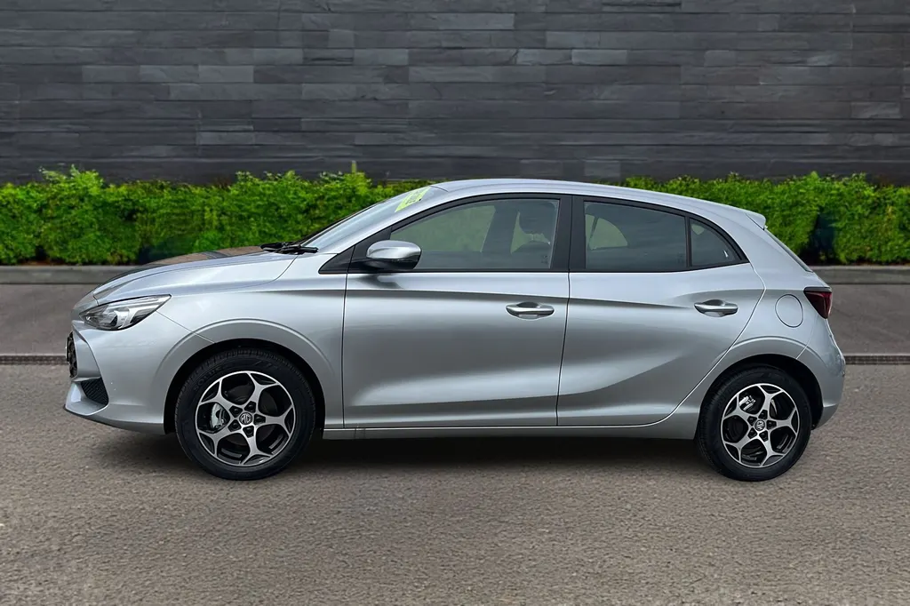 Mg Motor Uk Mg3 Image 4