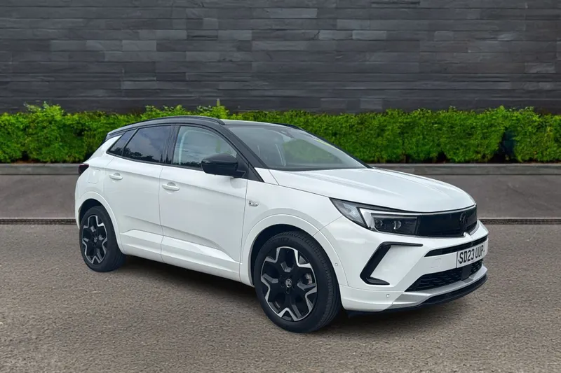 Vauxhall Grandland Image 1