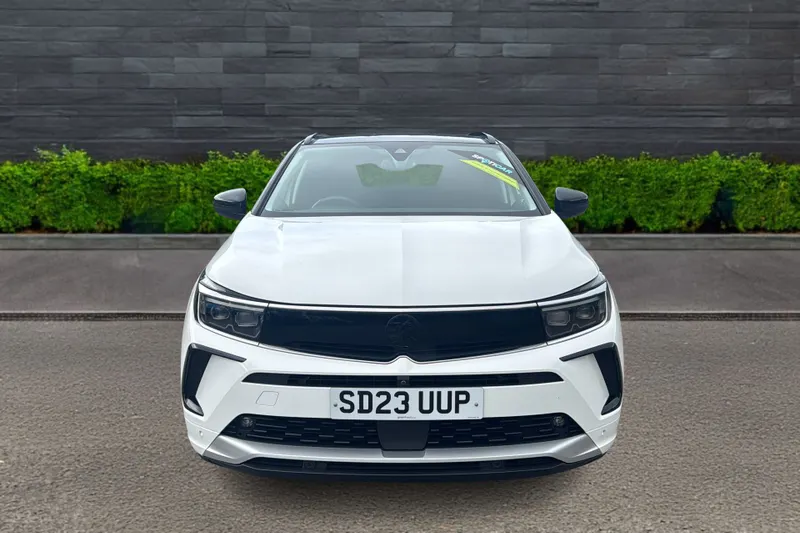 Vauxhall Grandland Image 2