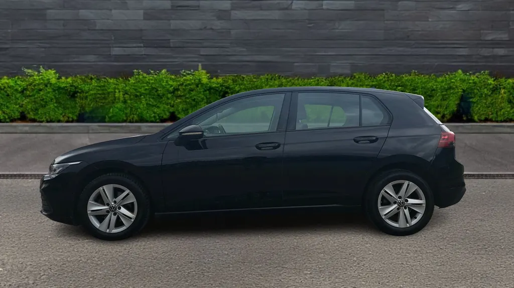 Volkswagen Golf Image 4