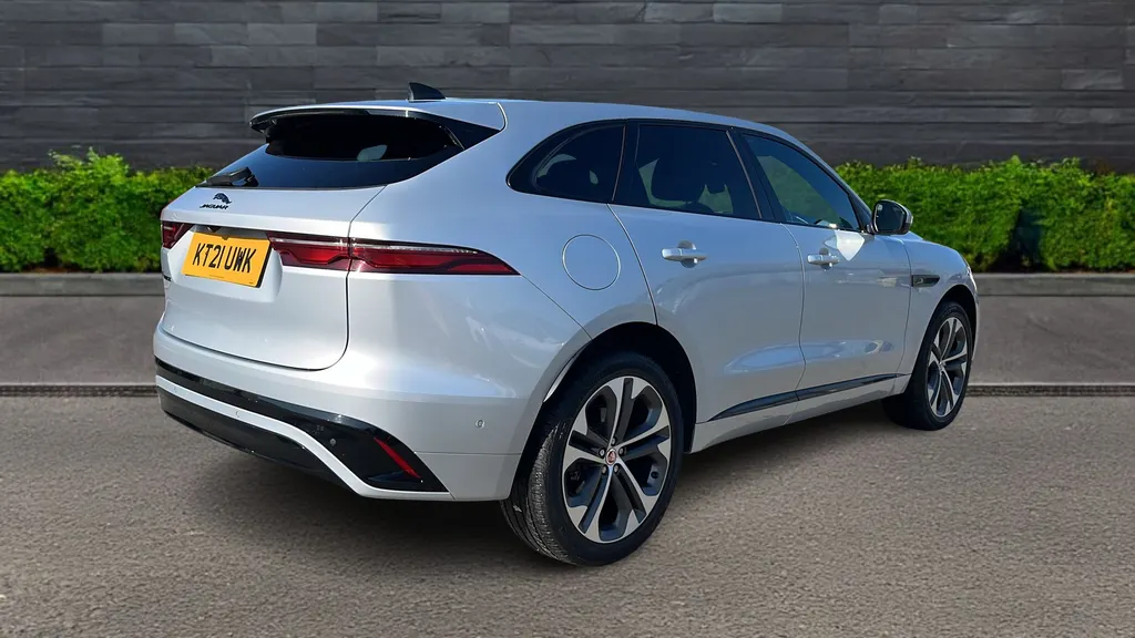 Jaguar F-Pace Image 3