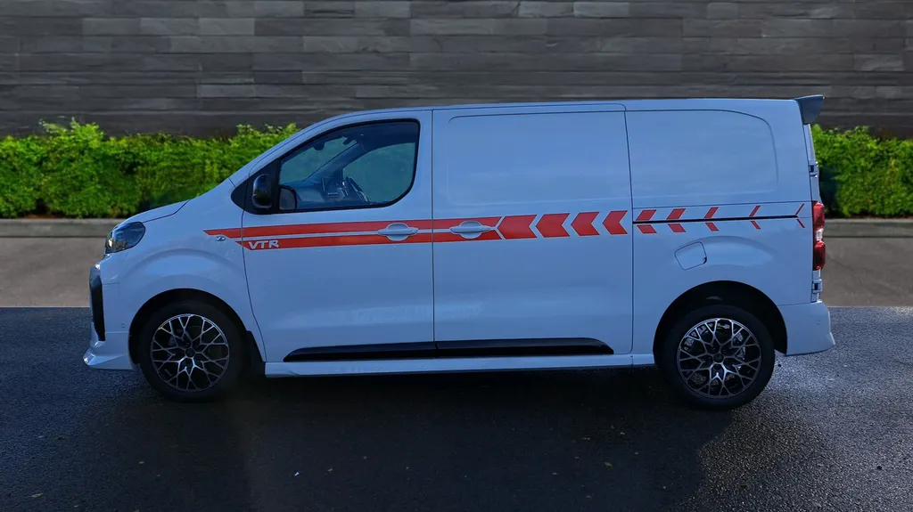 Citroen Dispatch Image 4