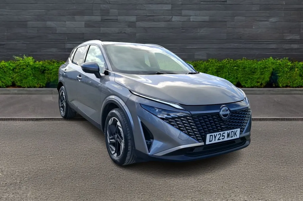 Nissan Qashqai Image 1