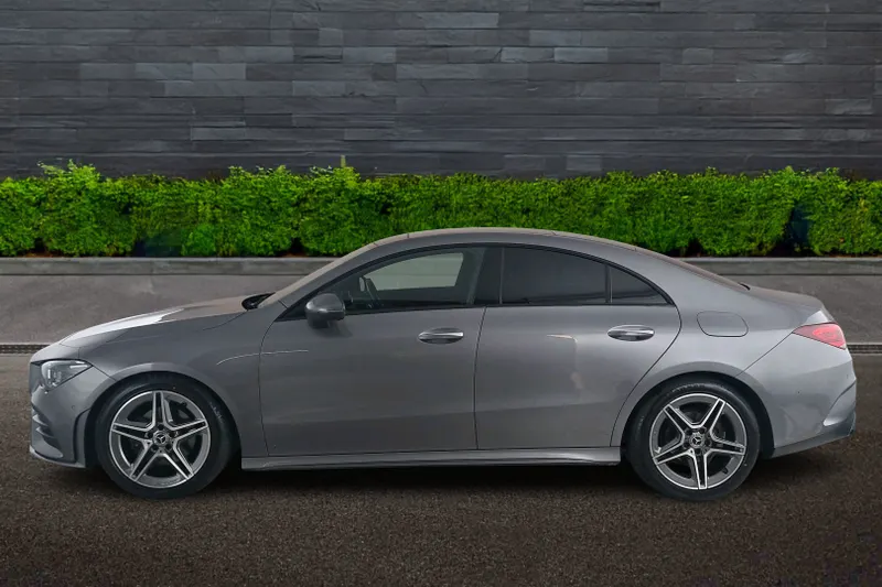 Mercedes-Benz Cla Image 4