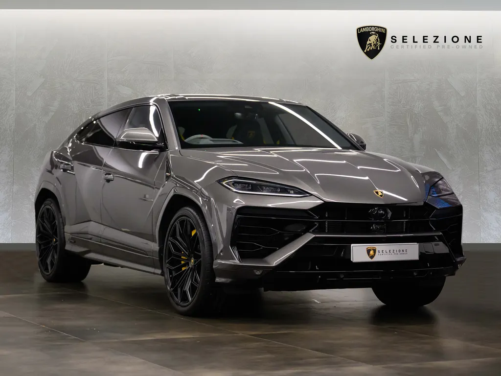 2025 Lamborghini Urus SE