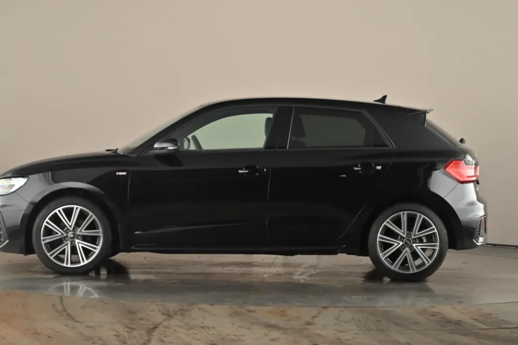 Audi A1 Image 2