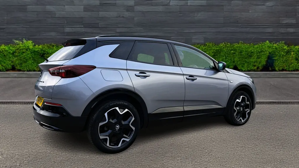 Vauxhall Grandland Image 3
