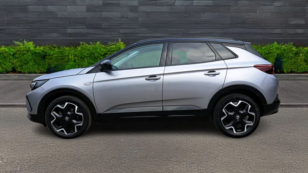 Vauxhall Grandland Image 4